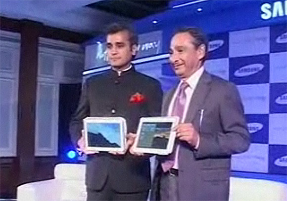 Samsung Galaxy NOTE N8000 with new features Launched in INDIA Samsung Galaxy NOTE N8000 with new features Launched in INDIA