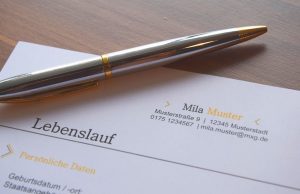 How To Design A Professional Email Signature