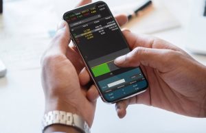 The Rise Of Mobile Trading In The Digital Age