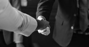 How to Effectively Turn Prospects into Customers Using CRM Tech How to Effectively Turn Prospects into Customers Using CRM Tech