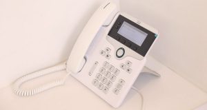 How to Increase the Voice Quality of a Landline Phone?