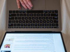 How to Find a Healthy Balance With Digital Screens How to Find a Healthy Balance With Digital Screens