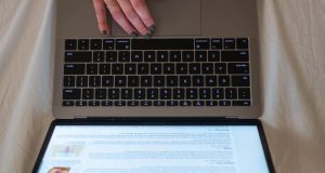 How to Find a Healthy Balance With Digital Screens How to Find a Healthy Balance With Digital Screens